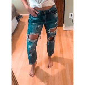 Distressed Boyfriend Jeans